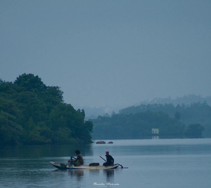 Lumbini Lagoon Koggala Esterno foto